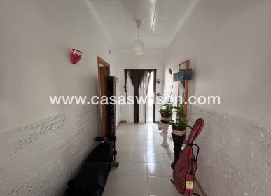 Sale - House - Jacarilla