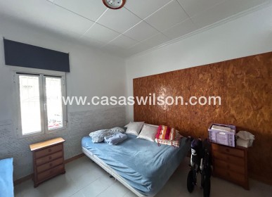 Sale - House - Jacarilla