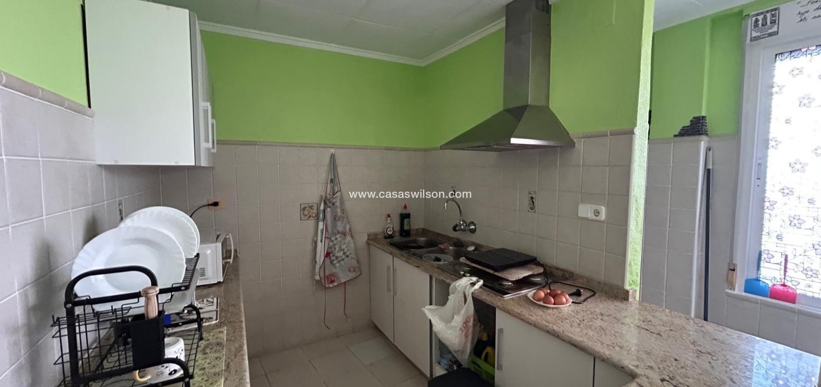 Sale - House - Jacarilla