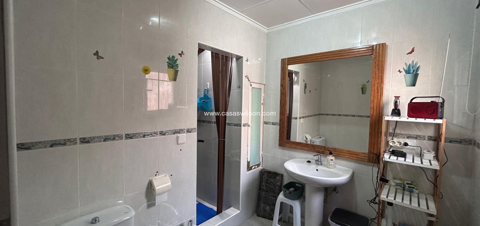 Sale - House - Jacarilla