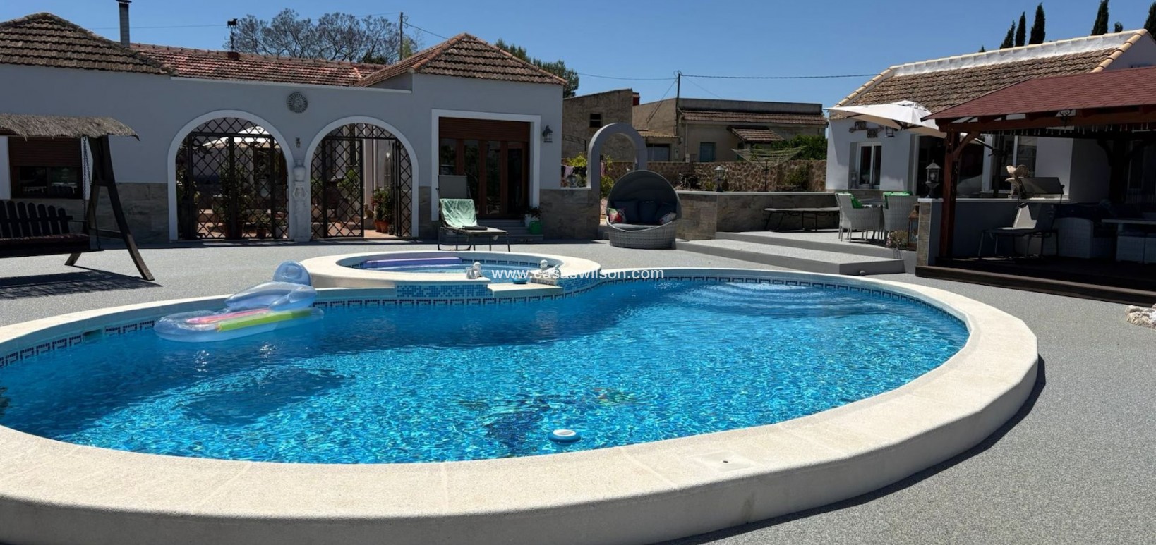 Venta - Chalet - Jacarilla