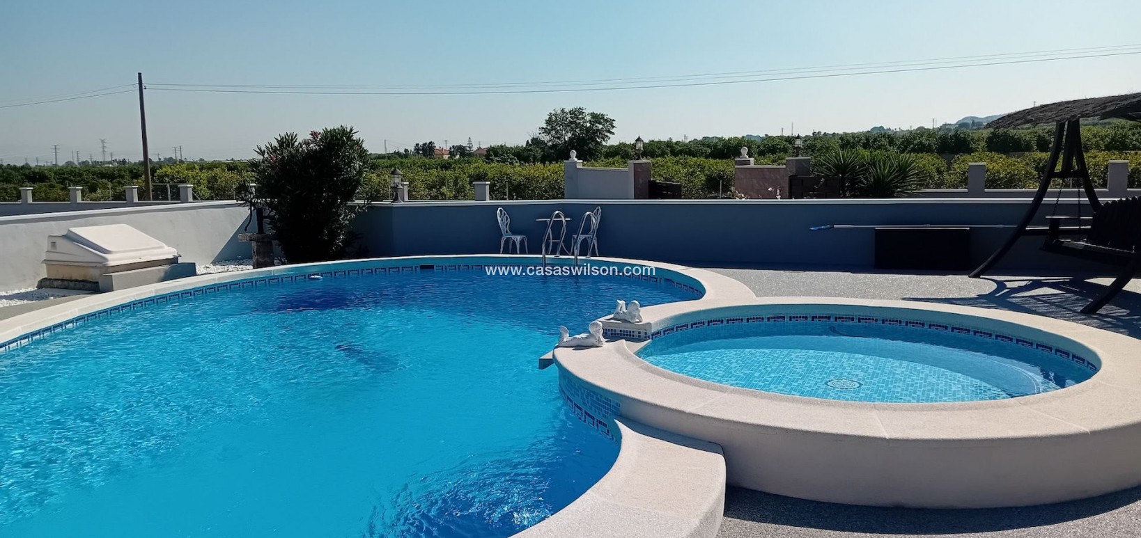 Venta - Chalet - Jacarilla