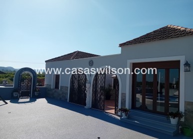 Venta - Chalet - Jacarilla