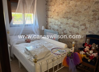 Venta - Chalet - Jacarilla