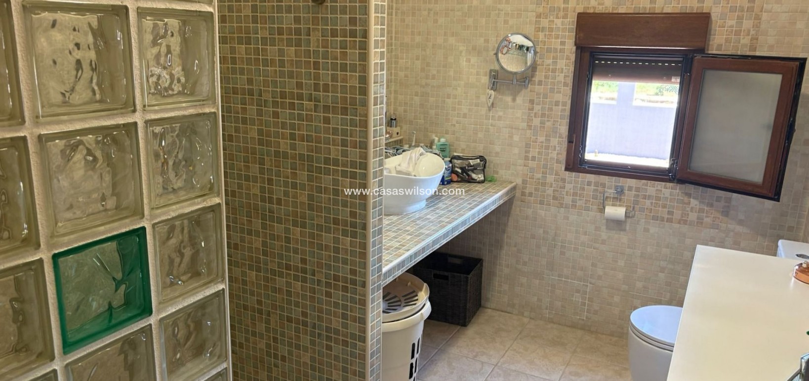 Venta - Chalet - Jacarilla