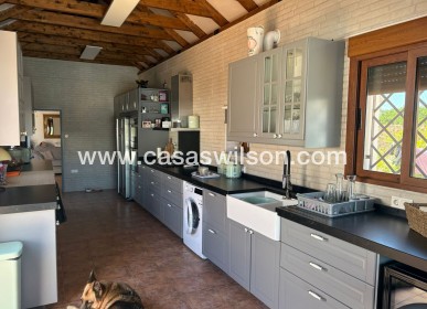 Venta - Chalet - Jacarilla