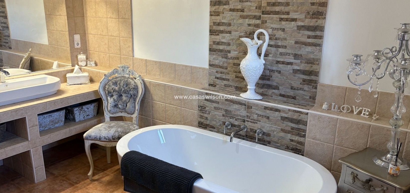 Venta - Chalet - Jacarilla