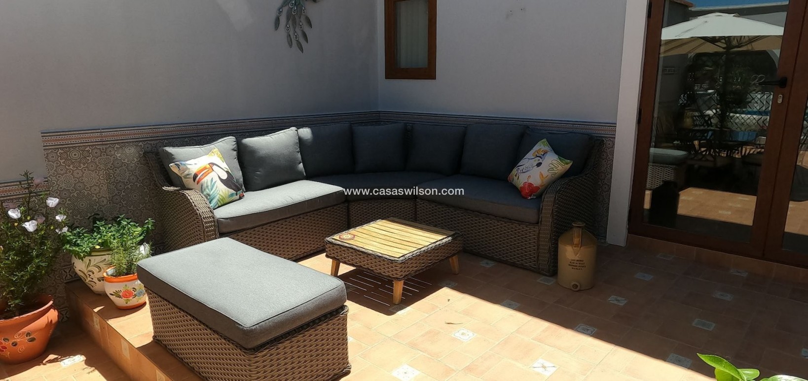 Venta - Chalet - Jacarilla