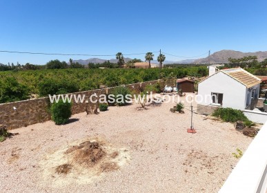 Venta - Chalet - Jacarilla