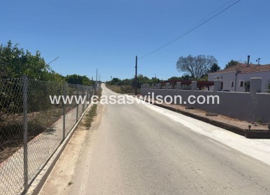 Venta - Chalet - Jacarilla