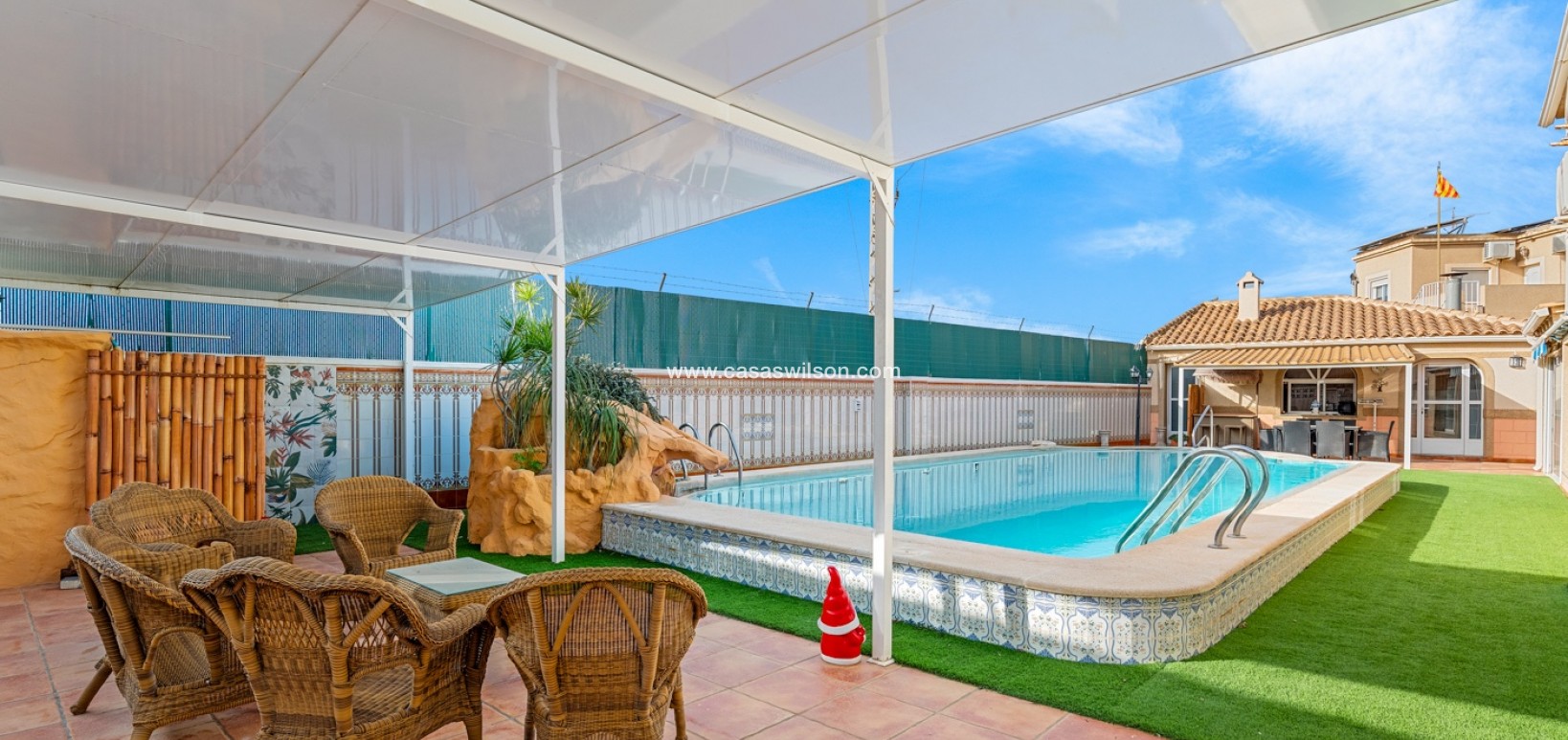 Sale - Villa - Torrevieja