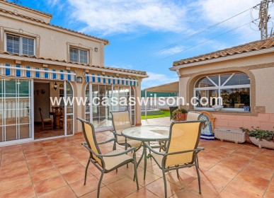 Sale - Villa - Torrevieja