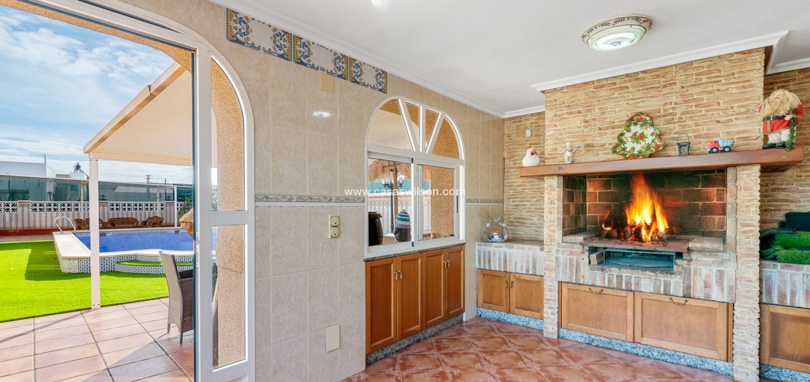 Sale - Villa - Torrevieja