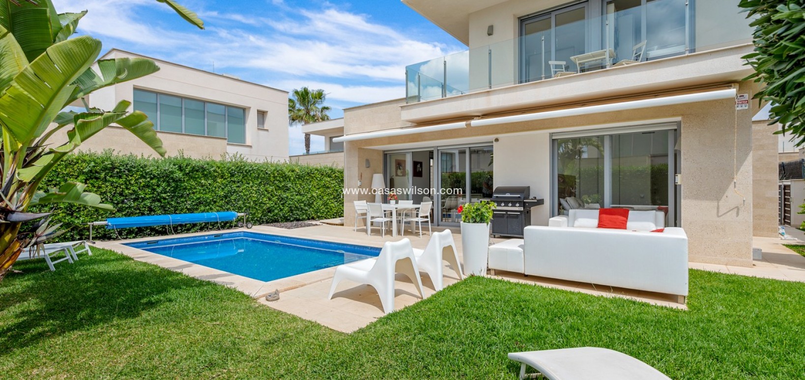 Sale - Villa - Orihuela - Vistabella Golf