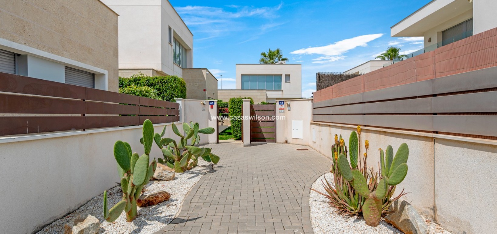 Sale - Villa - Orihuela - Vistabella Golf