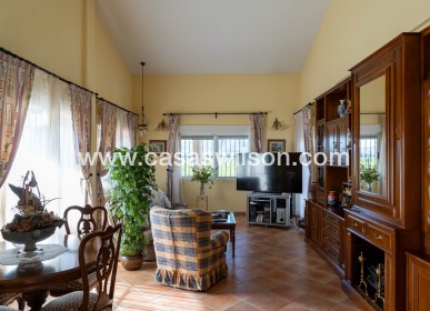 Sale - Country Property/Finca - Orihuela