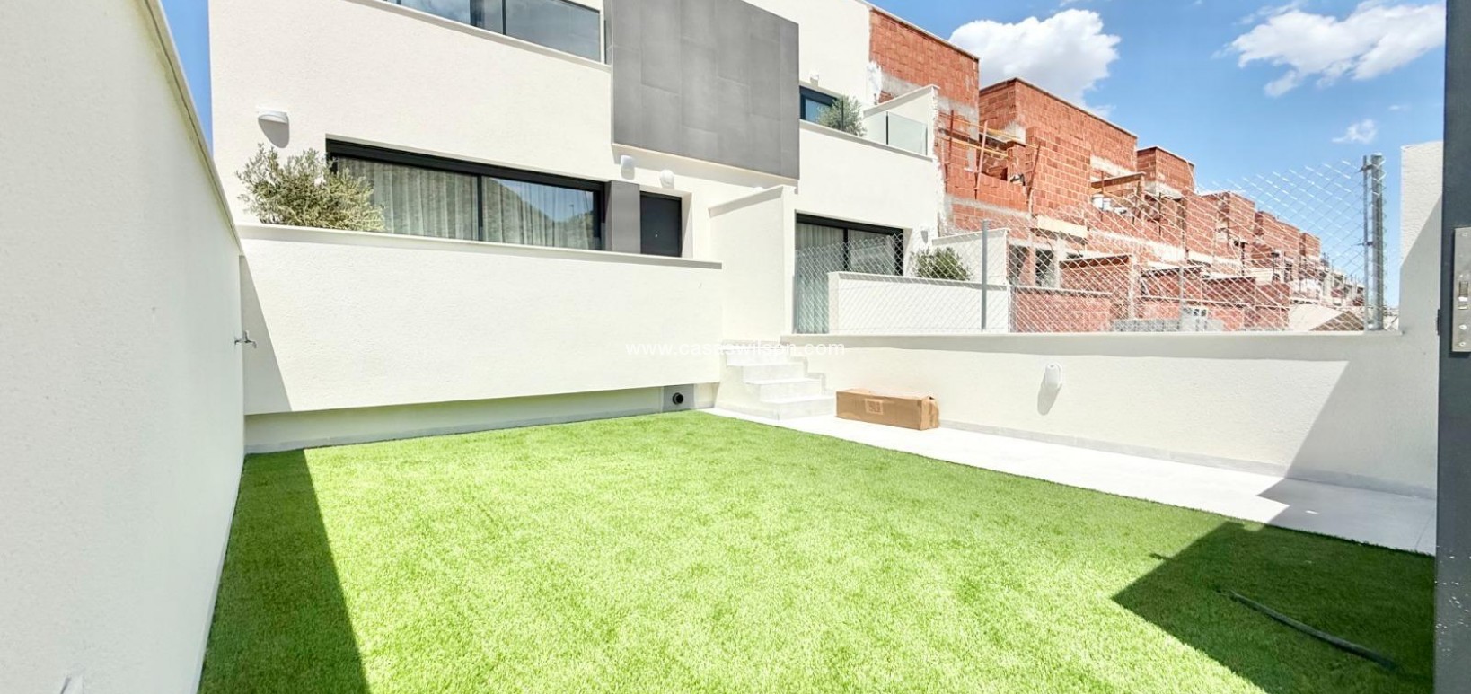 New Build - Townhouse - Cox - Sin Zona