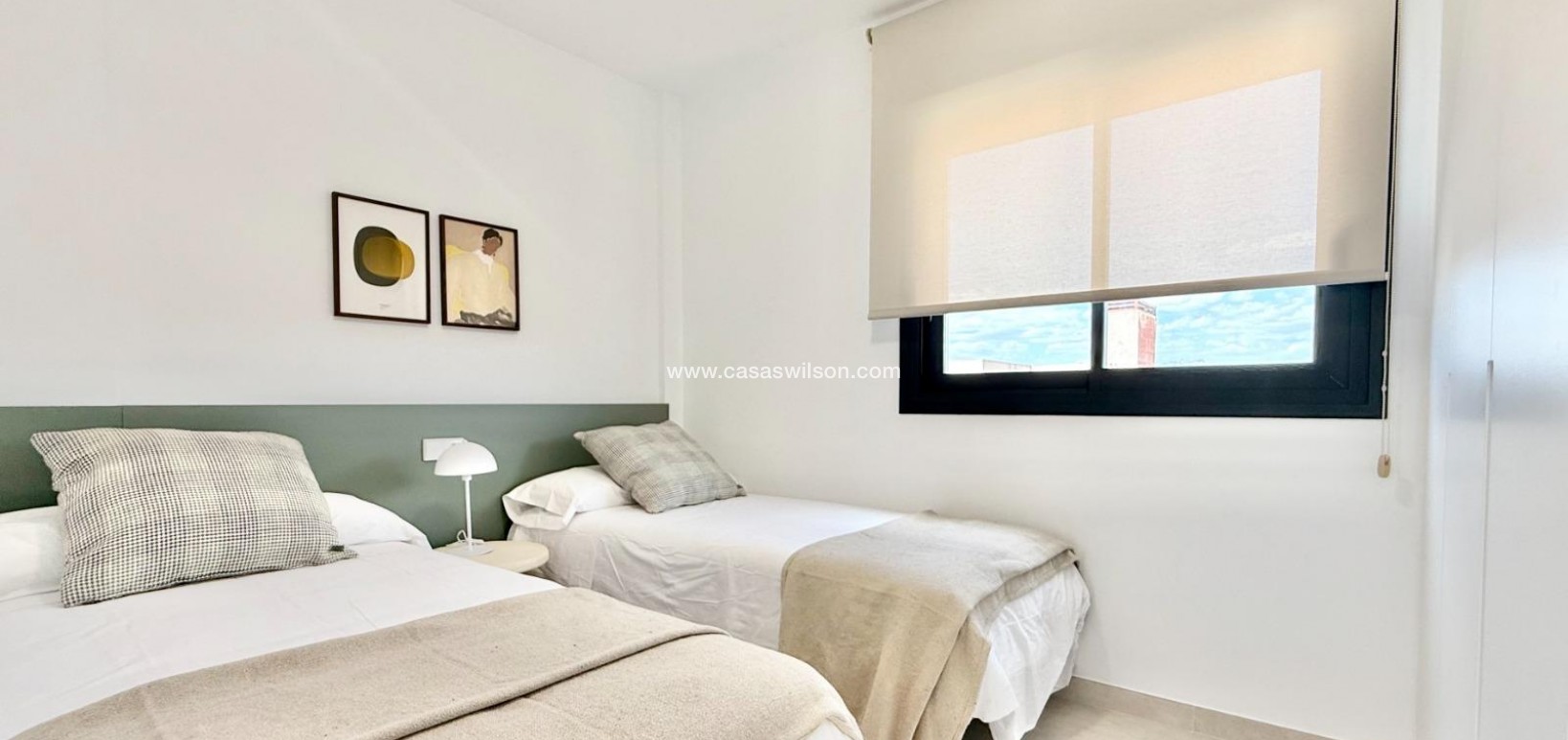 New Build - Townhouse - Cox - Sin Zona