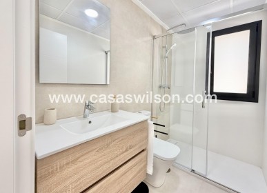 New Build - Townhouse - Cox - Sin Zona