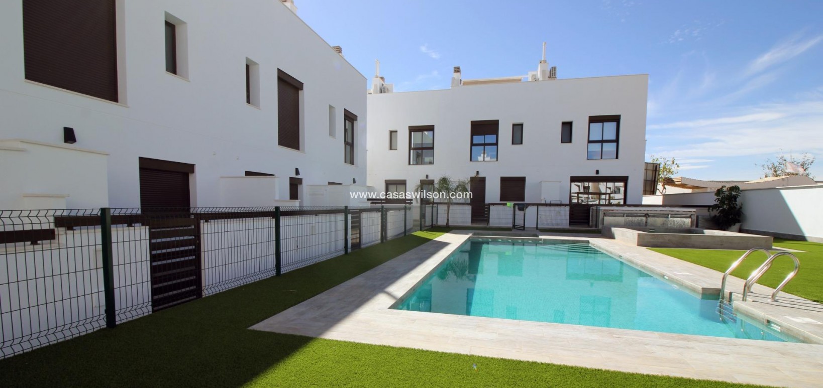 New Build - Townhouse - Pilar de la Horadada - parque Andromeda