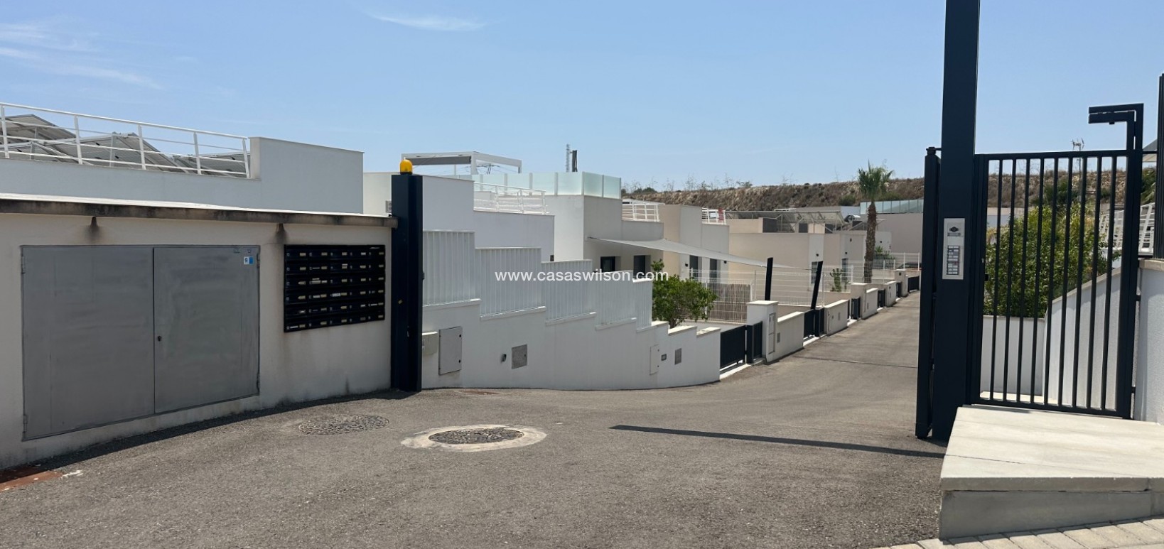 Venta - Chalet - San Miguel de Salinas - San Miguel Salinas