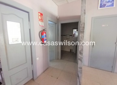 Sale - commercial - Guardamar del Segura