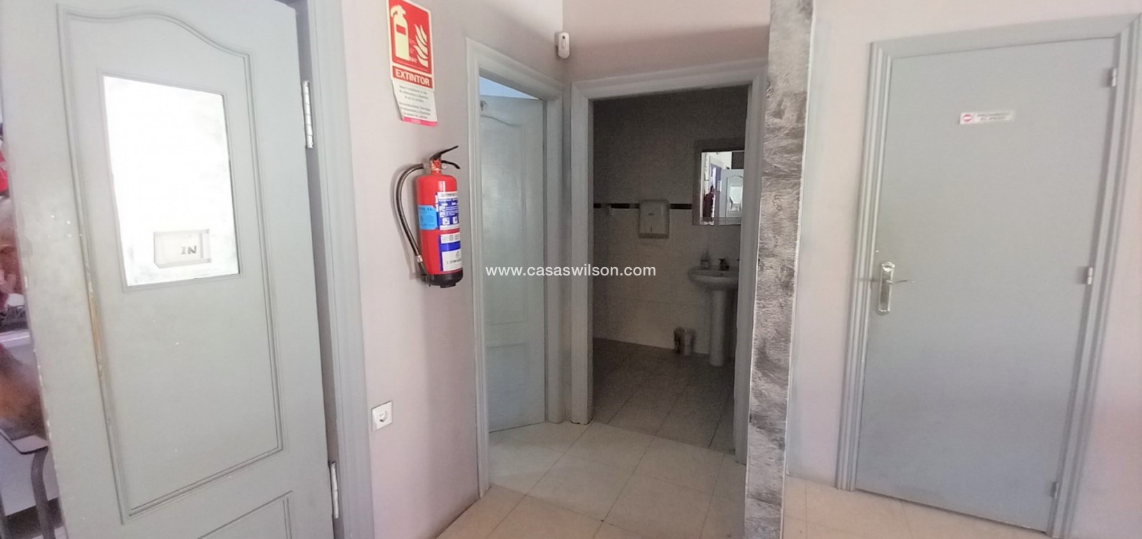 Sale - commercial - Guardamar del Segura
