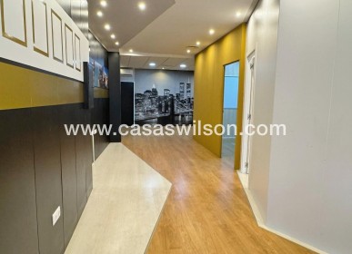 Sale - Business premises - Guardamar del Segura - Centro