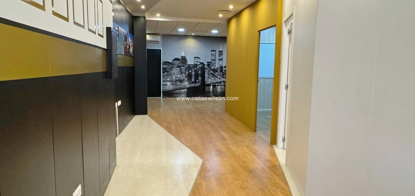 Sale - Business premises - Guardamar del Segura - Centro