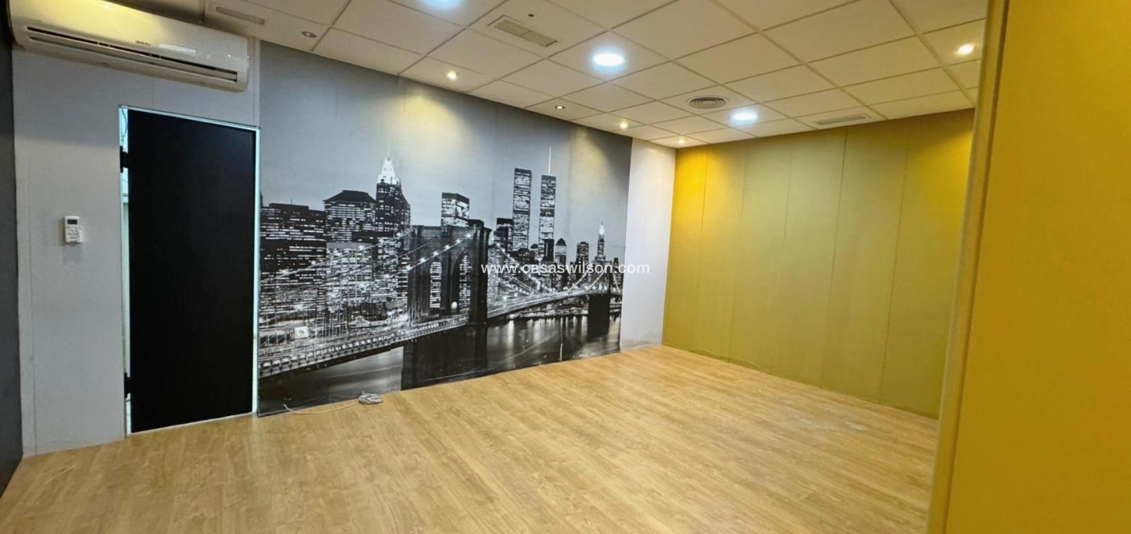 Sale - Business premises - Guardamar del Segura - Centro