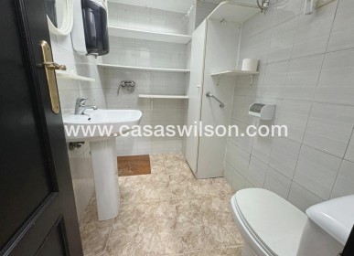 Sale - Business premises - Guardamar del Segura - Centro