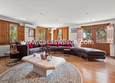 Sale - Country Property - 