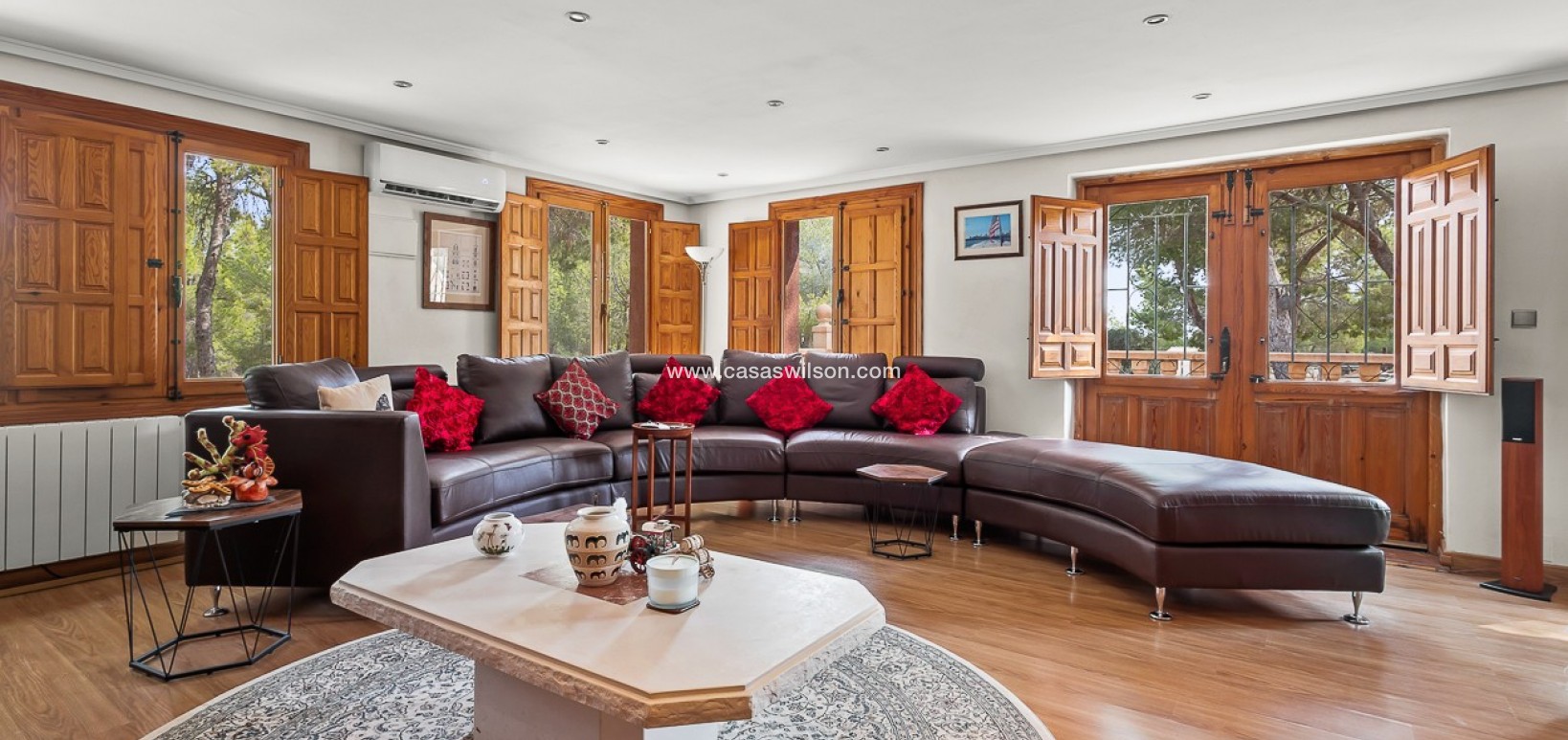 Sale - Country Property - 