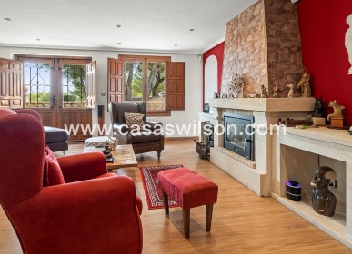 Sale - Country Property - 