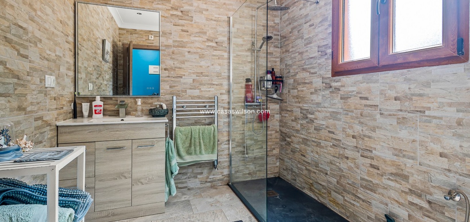 Sale - Country Property - 