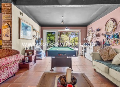 Sale - Country Property - 