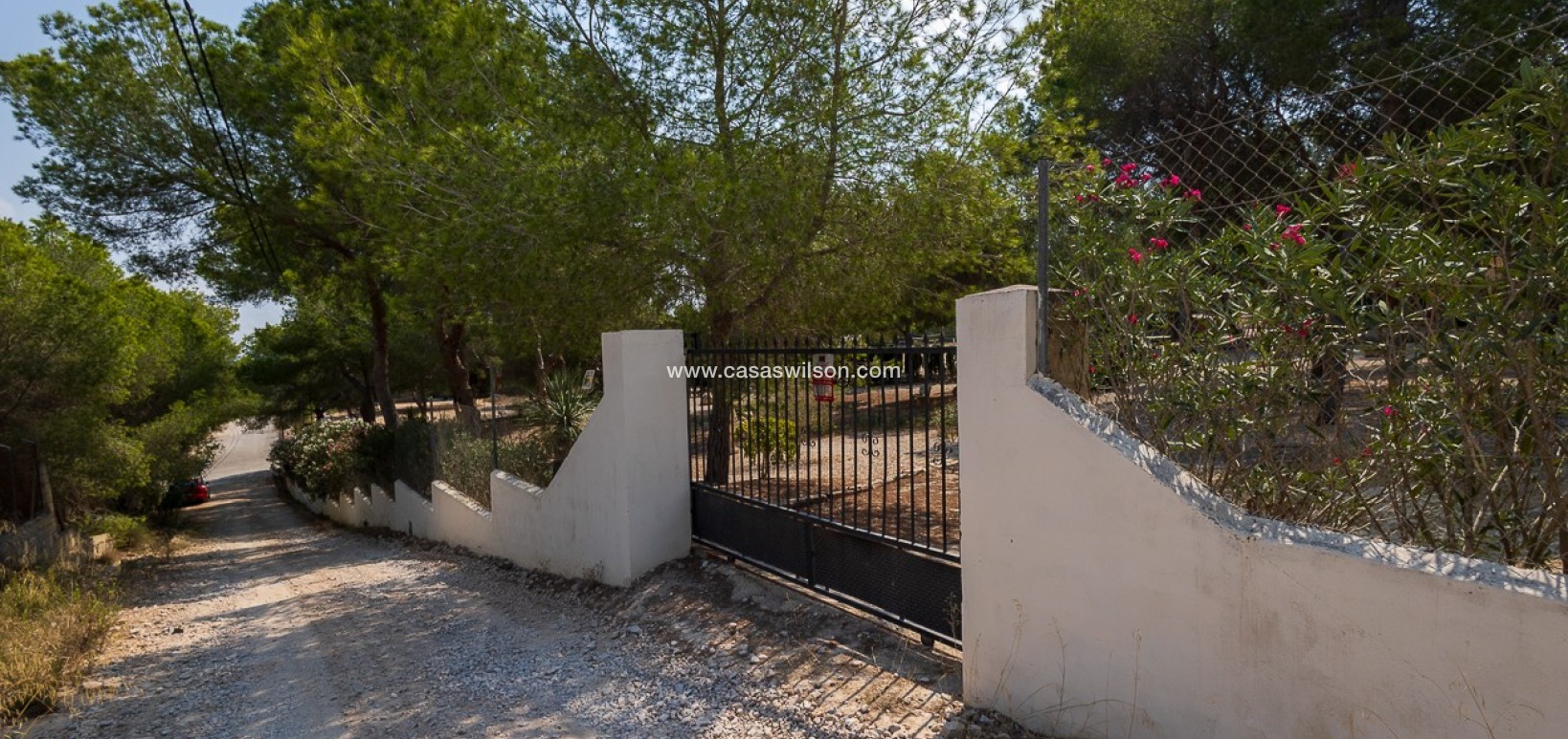 Sale - Country Property - 