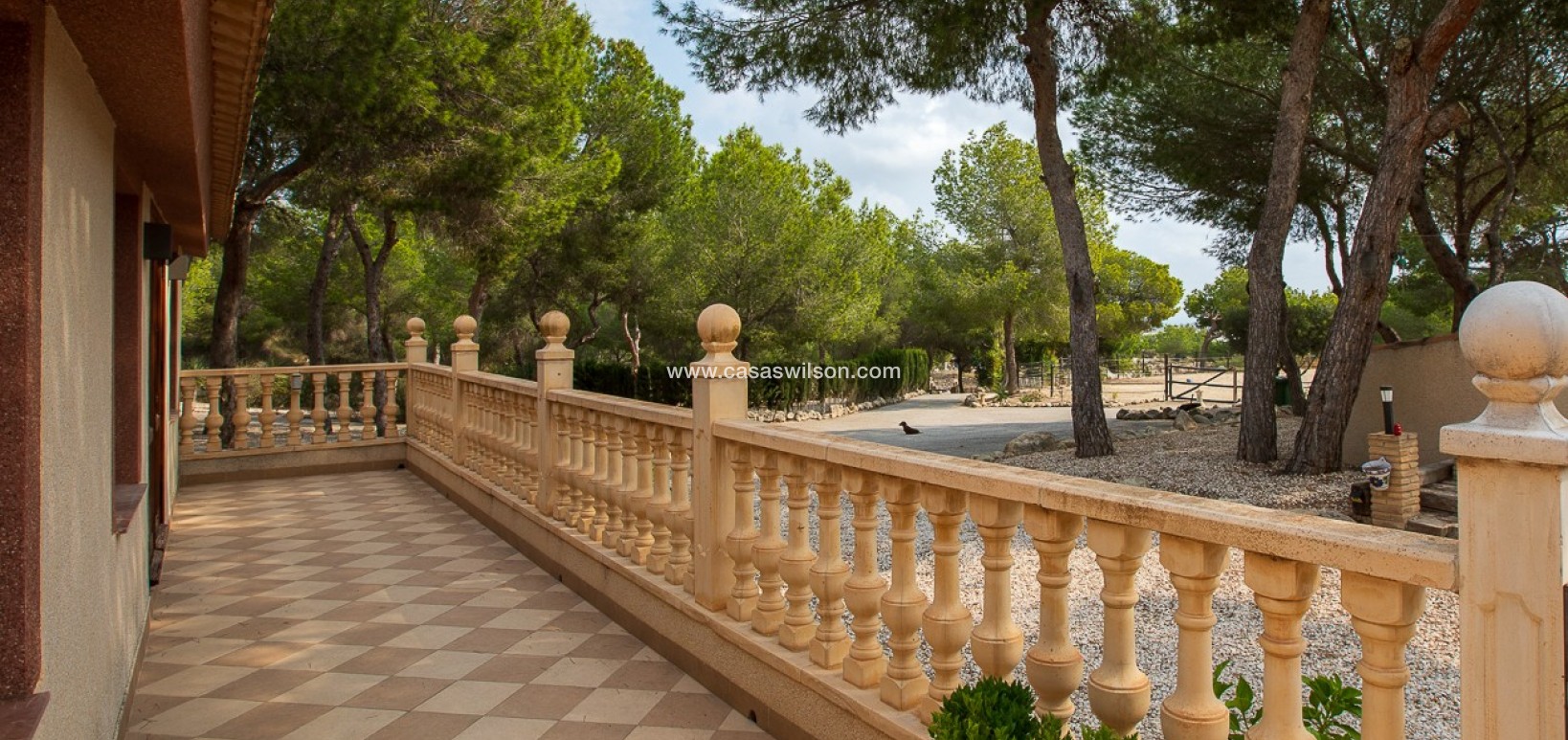 Sale - Country Property - 