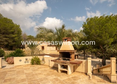 Sale - Country Property - 