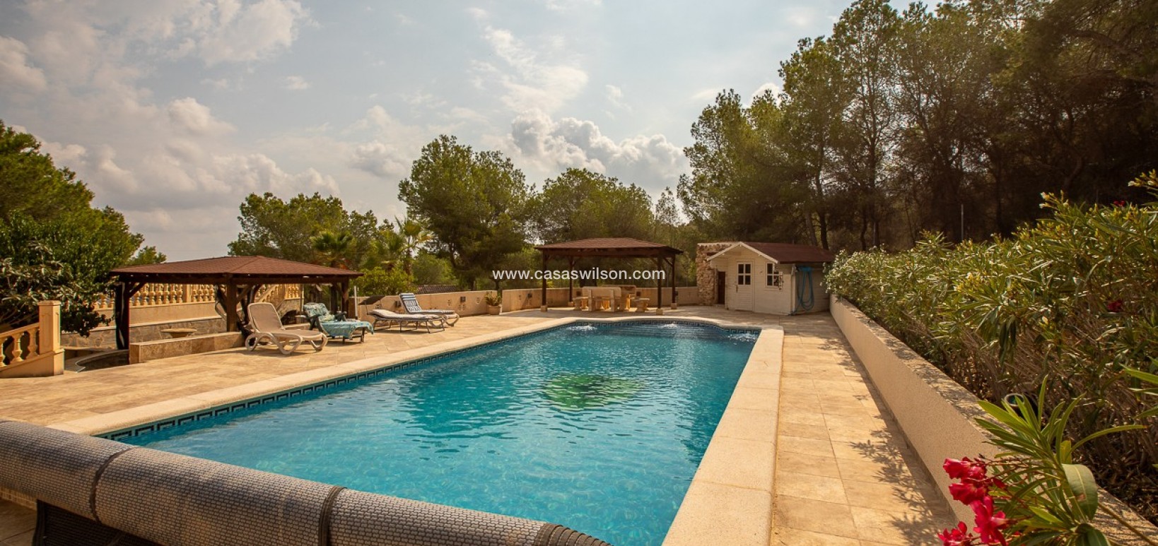 Sale - Country Property - 