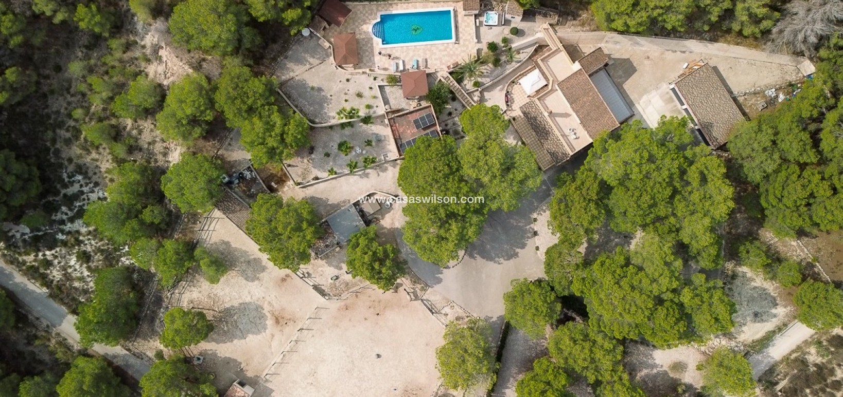 Sale - Country Property - 