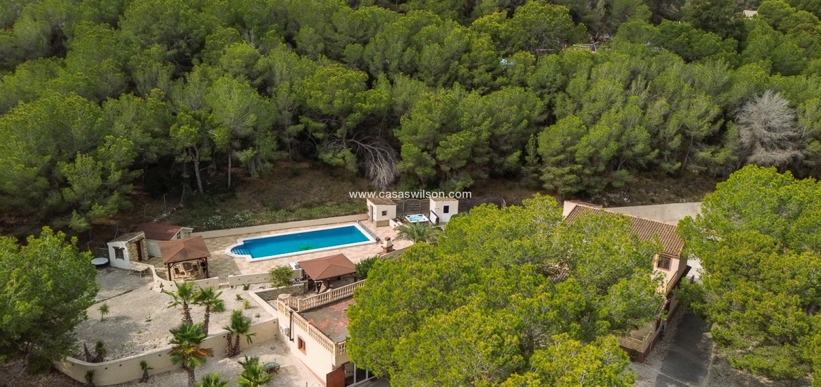 Sale - Country Property - 