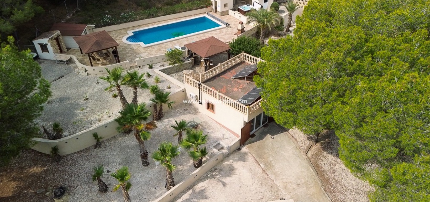 Sale - Country Property - 