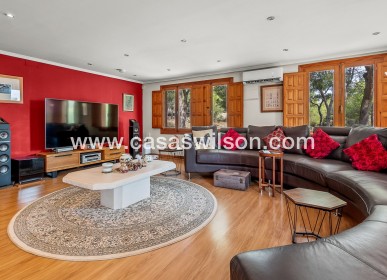 Sale - Country Property - 