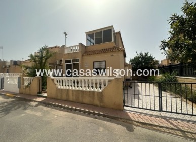 Sale - Townhouse - Torrevieja - La Siesta