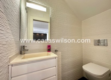 Sale - Apartment - Guardamar del Segura - Marjal Beach