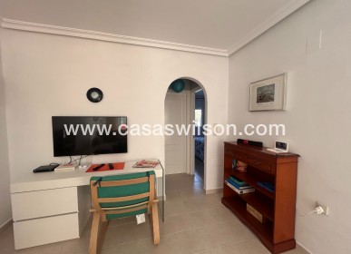 Sale - Apartment - Jacarilla