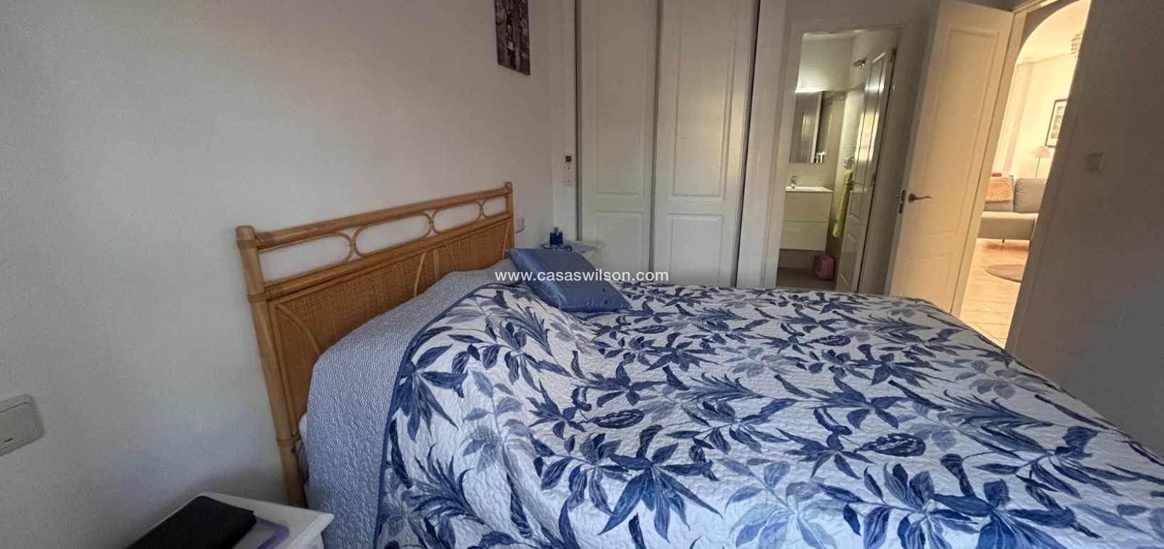 Sale - Apartment - Jacarilla