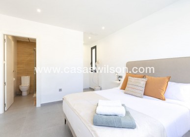 Sale - Villa - Algorfa - La Finca Golf