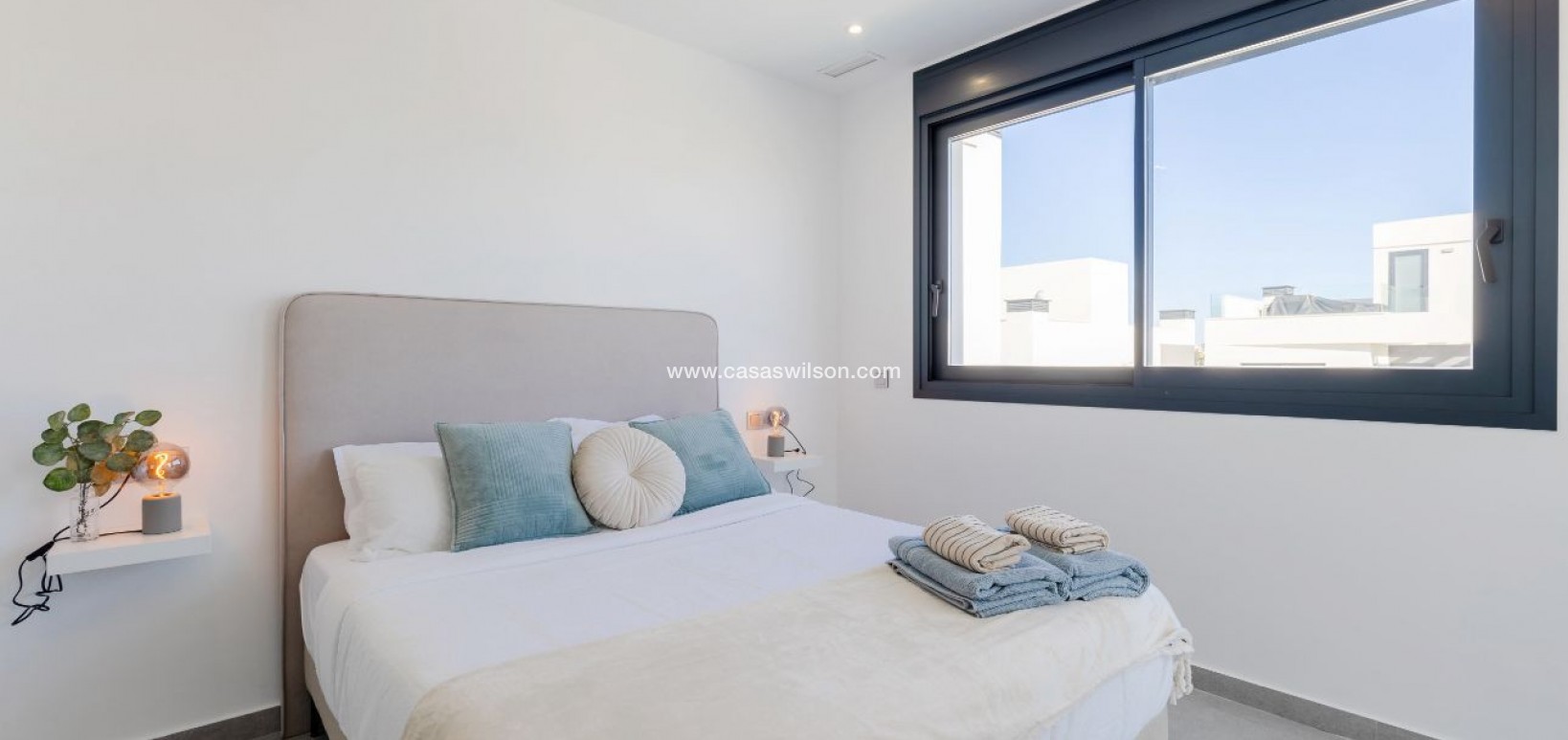 Sale - Villa - Algorfa - La Finca Golf